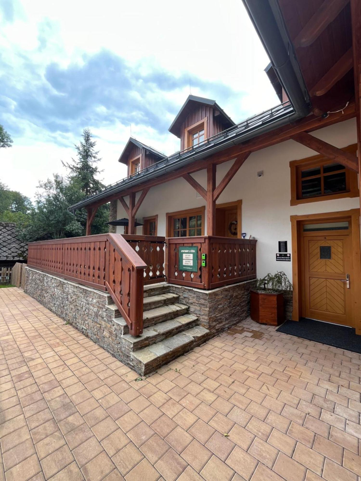 Apartmany La Siska Vsetín Zewnętrze zdjęcie